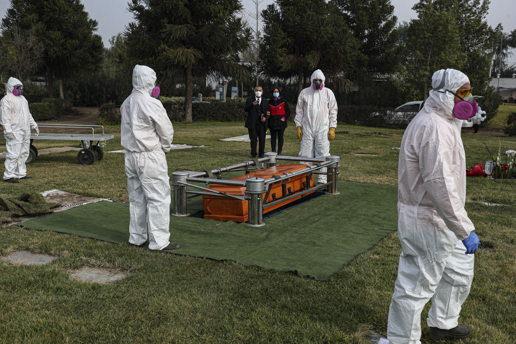 APTOPIX Virus Outbreak Chile